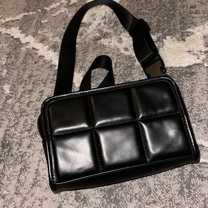 black belt bag
